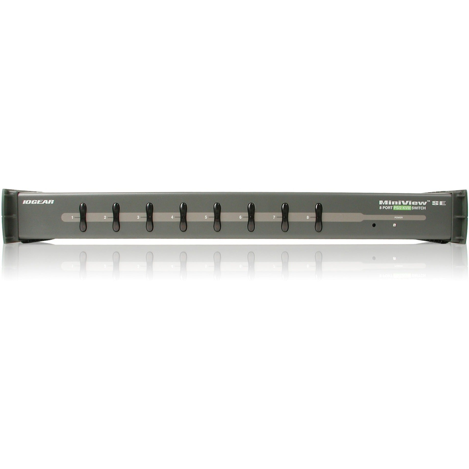 IOGEAR MiniView Ultra GCS138 KVM Switch