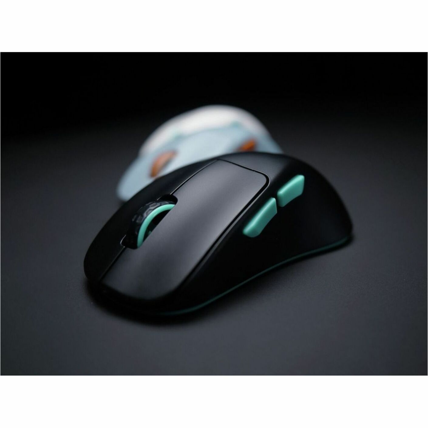 Close-up detail shot of CHERRY XTRFY M64 gaming mouse features-alternate-image11