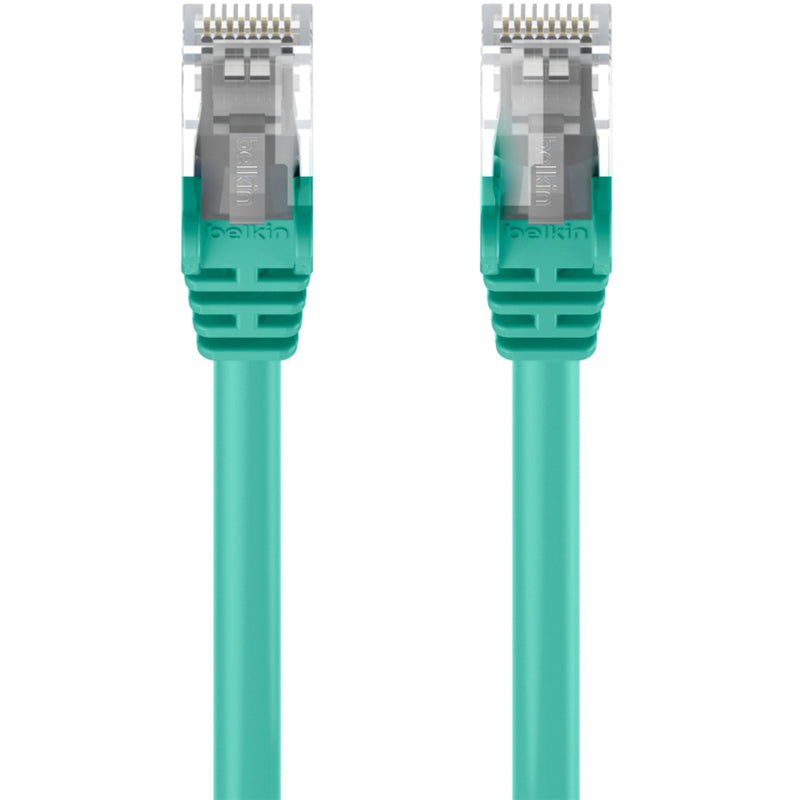 Detailed view of Belkin Cat5e cable's RJ-45 connector showing gold contacts and snagless design