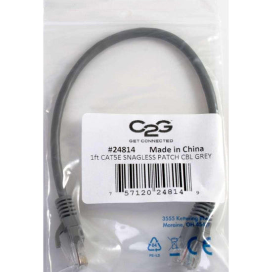 Product label and packaging showing C2G Cat5e cable specifications and certifications