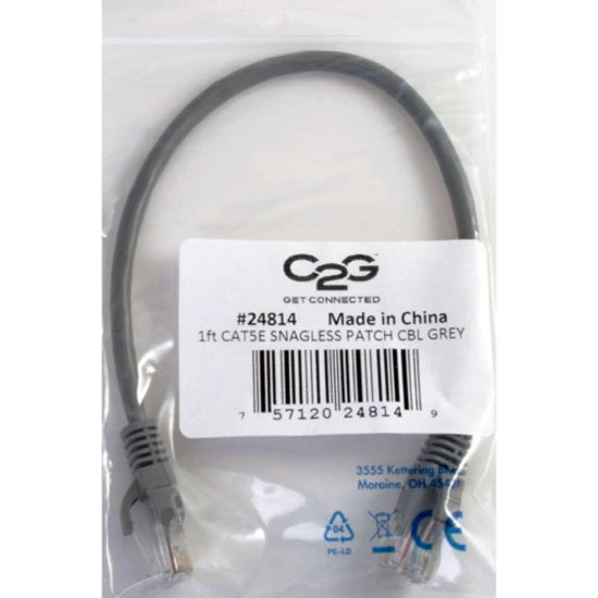 Product packaging showing C2G Cat5e cable label with specifications and certifications