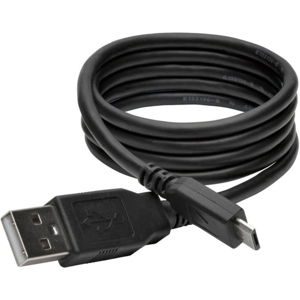 Close-up of USB cable connection for PDU management-alternate-image5