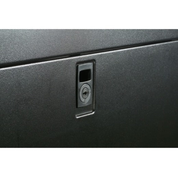 Detailed view of NetShelter SX security lock mechanism-alternate-image11