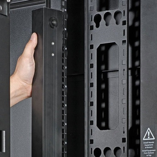 Hand demonstrating rack mounting installation of PDU-alternate-image4