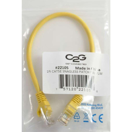 Product packaging showing C2G Cat5e cable certification and model information