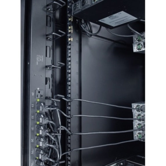 High-density cable management demonstration with AR8442 in server environment