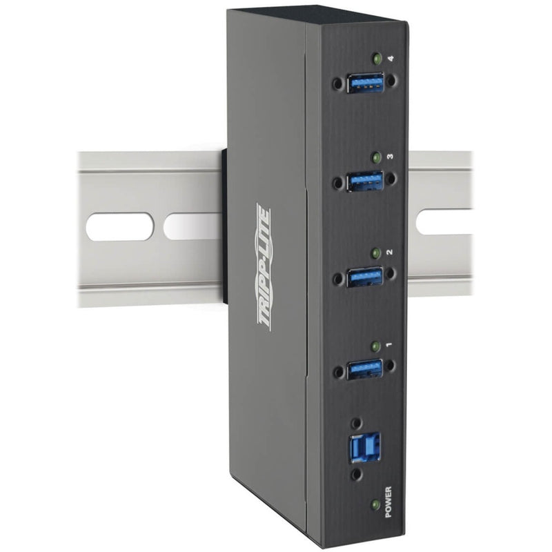 USB hub mounted on DIN rail showing vertical installation configuration