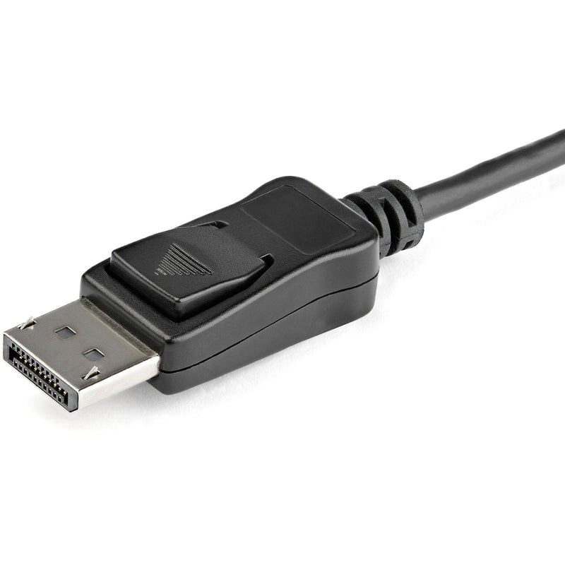 Close-up of DisplayPort connector on StarTech.com MST hub