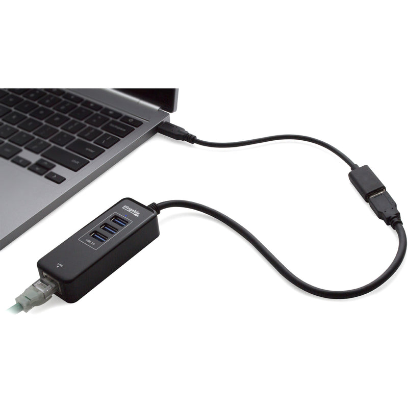 Plugable USB adapter connected to laptop with USB hub demonstration