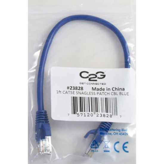 Product packaging showing C2G Cat5e cable certifications and specifications