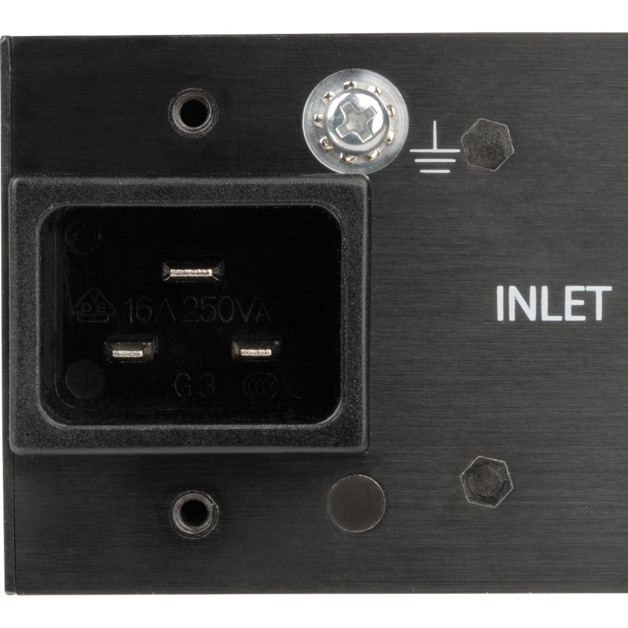 PDU power input section showing C20 inlet and grounding point-alternate-image4