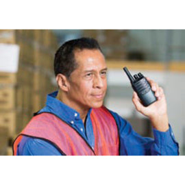 Retail worker using Midland BR200 radio for store communications-alternate-image8