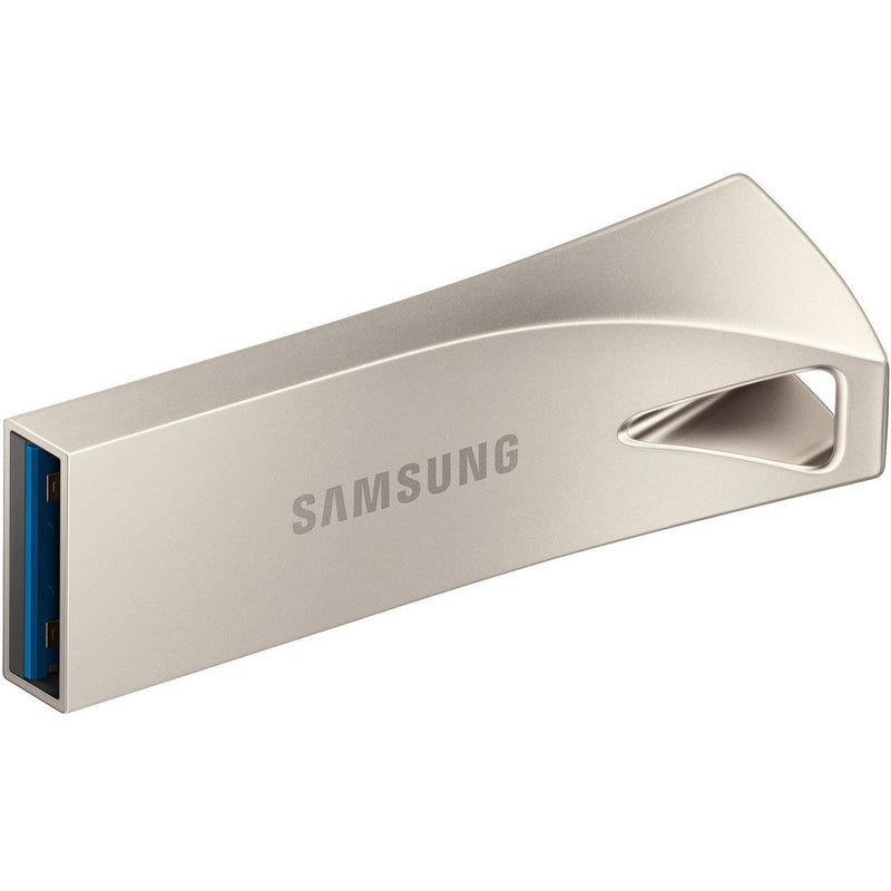 Close-up of Samsung BAR Plus USB 3.1 connector showing blue USB port