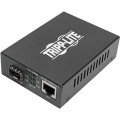 Tripp Lite N785-P01-SFP กิกะบิต SFP ไฟเบอร์ไปยังอีเธอร์เน็ตตัวแปลงสัญญาณ POE+ - 10/100/1000 Mbps