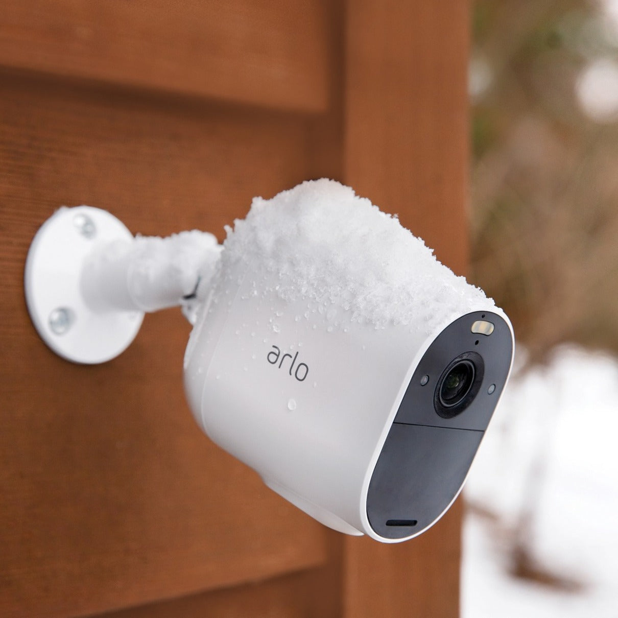 Arlo VMC2032-100NAS Essential XL Spotlight Camera - White, HD Network Camera with Night Vision, Wireless Connectivity