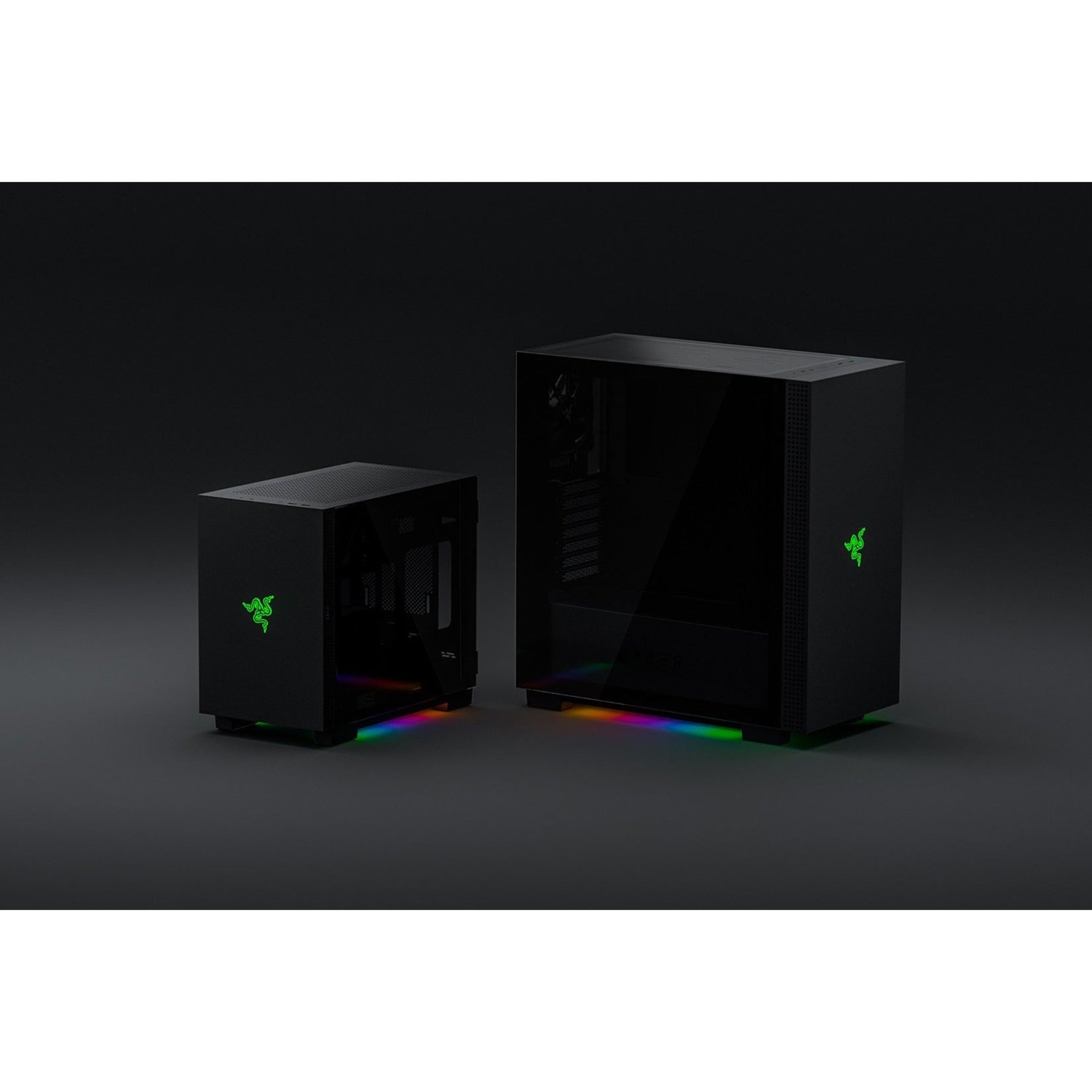 Razer Tomahawk Mini-ITX Gaming Chassis with Razer Chroma RGB (RC21-01400100-R3M1)