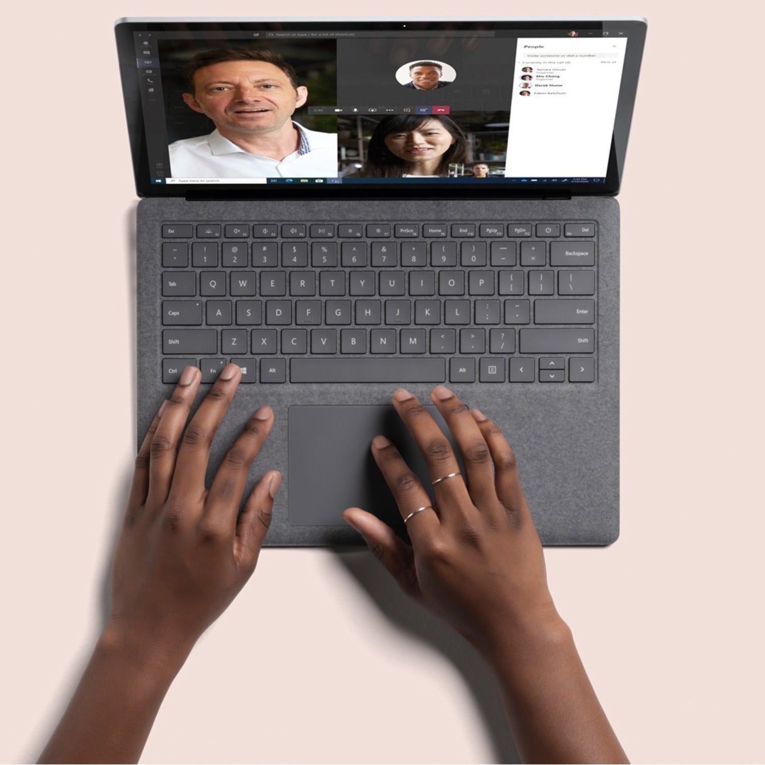 微软 Surface Laptop 4 笔记本电脑，13.5英寸 触摸屏，Ryzen 5，8GB 内存，256GB 固态硬盘 Windows 10