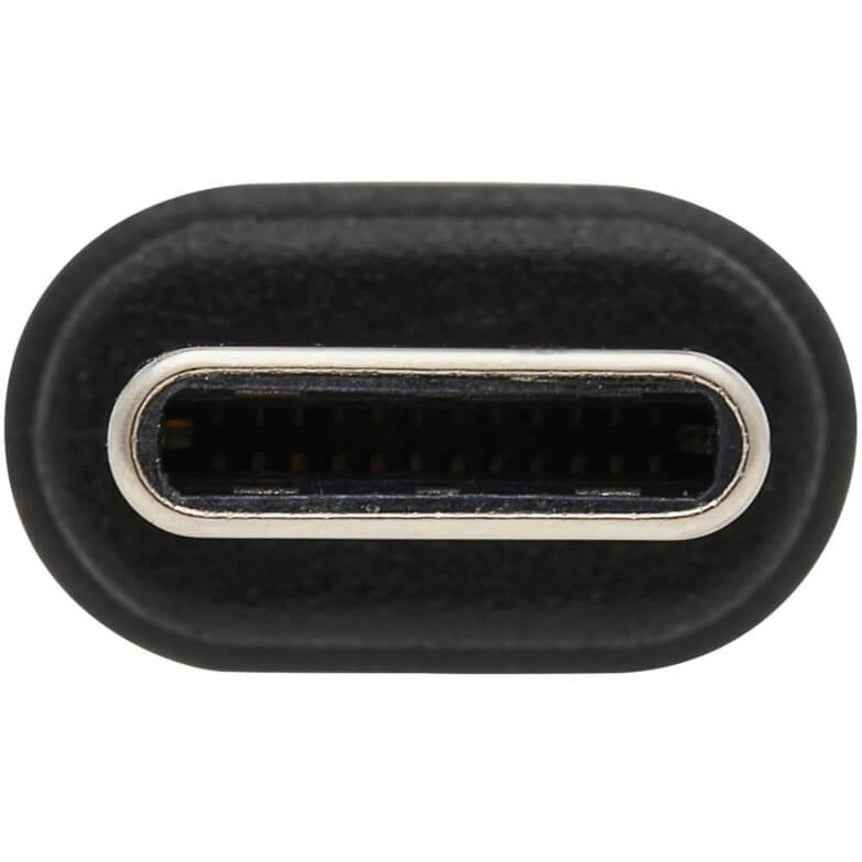 Close-up of USB-C port design-alternate-image12