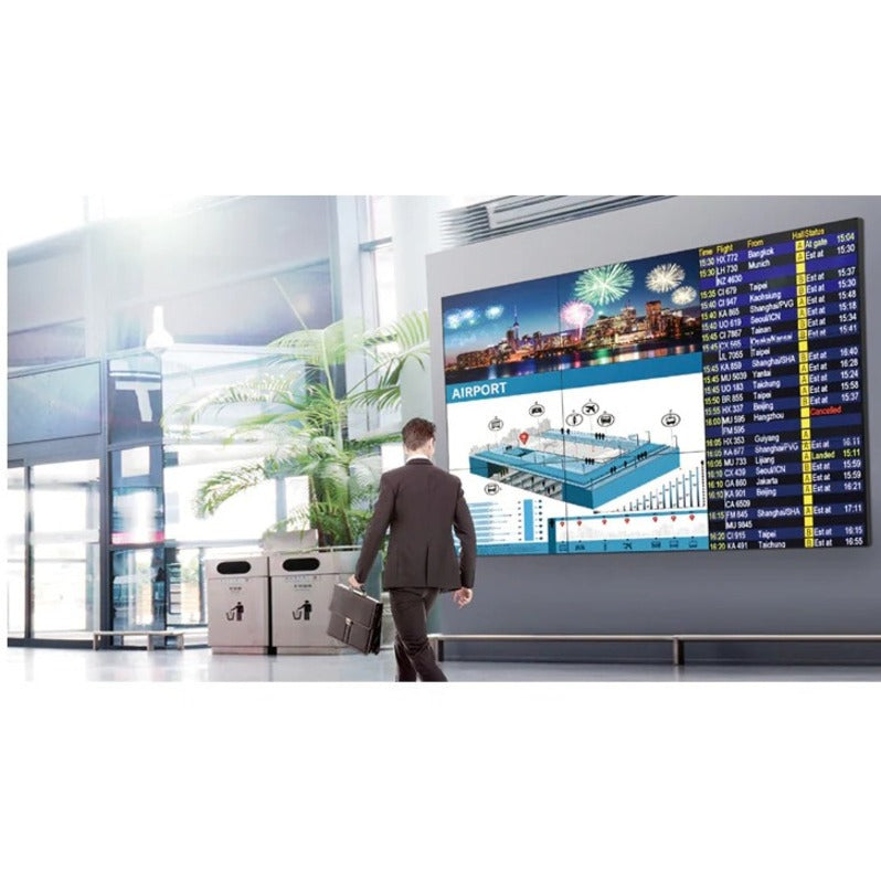 Video wall displaying airport information and flight schedules-alternate-image12