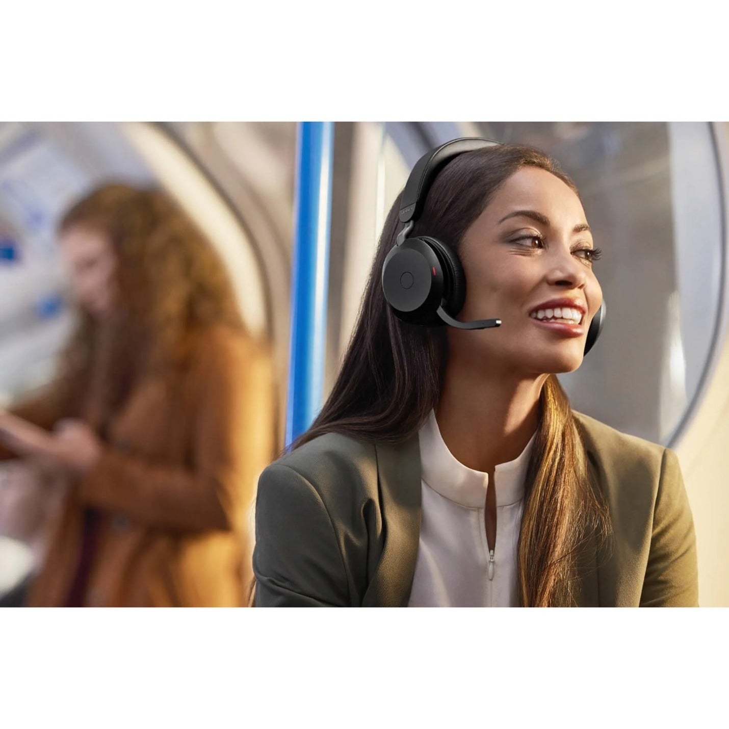 Professional using Jabra Evolve2 75 while commuting-alternate-image8