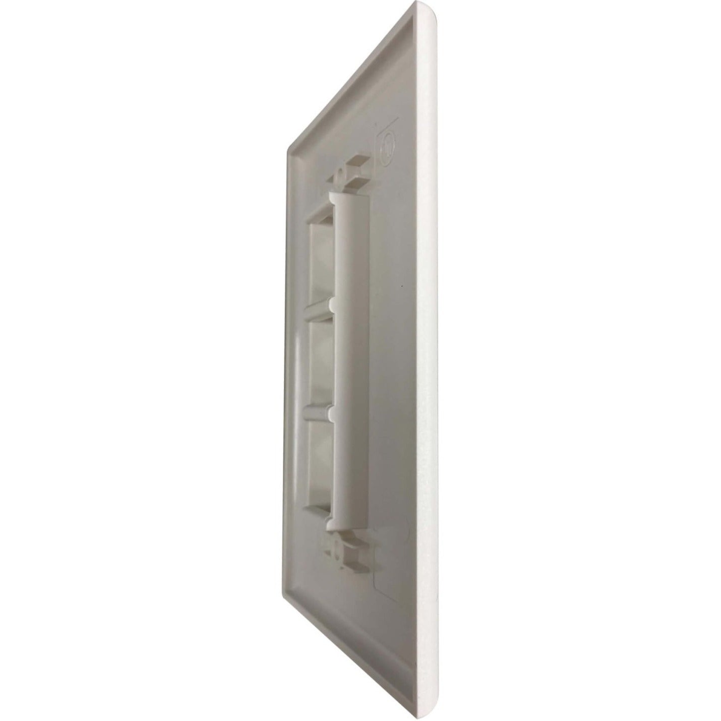 Tripp Lite N042AB-003-IVM Safe-IT 3-Port Single-Gang Keystone Wall Plate Antibacterial Ivory Matte TAA  ทริปไลท์ N042AB-003-IVM เซฟ-ไอที 3 พอร์ต สำหรับติดผนังแบบหนึ่งแถว ป้องกันแบคทีเรีย ไอวอรี่ แมท TAA