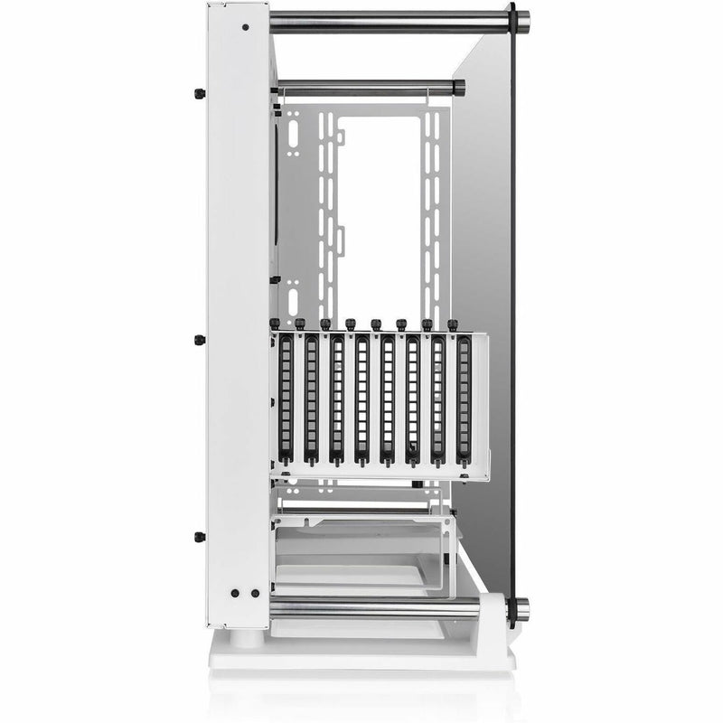 Vertical expansion slot layout of Core P3 TG Pro Snow