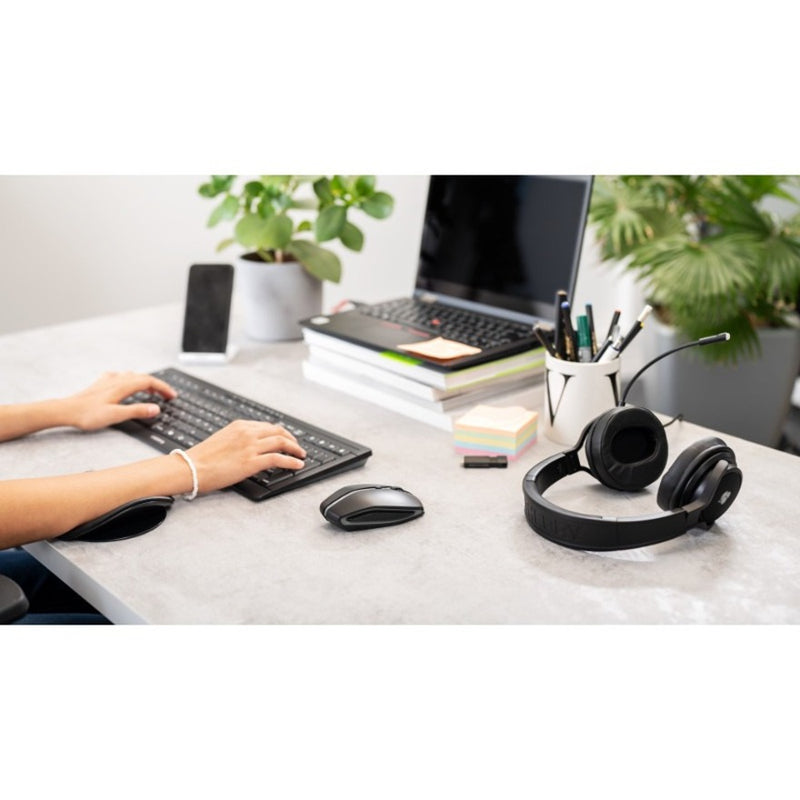 CHERRY GENTIX BT mouse in a modern office setting with laptop and accessories