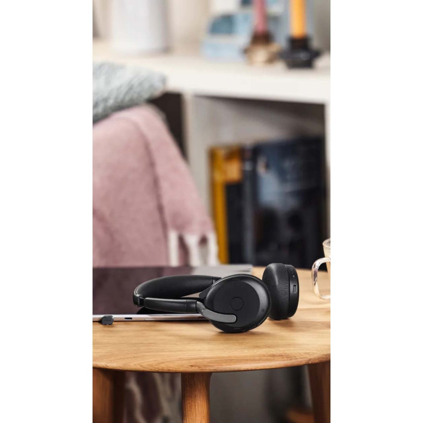 Jabra Evolve2 65 Flex on wooden desk in office setting-alternate-image9