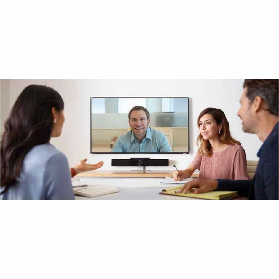 Video conference scene showing Poly Studio's smart framing capabilities in action-alternate-image4