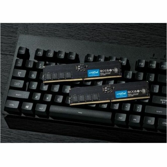 ชุดหน่วยความจำ DDR5 SDRAM Crucial CT2K8G56C46U5 ขนาด 16GB (2 x 8GB) ประสิทธิภาพสูงสำหรับคอมพิวเตอร์ตั้งโต๊ะ