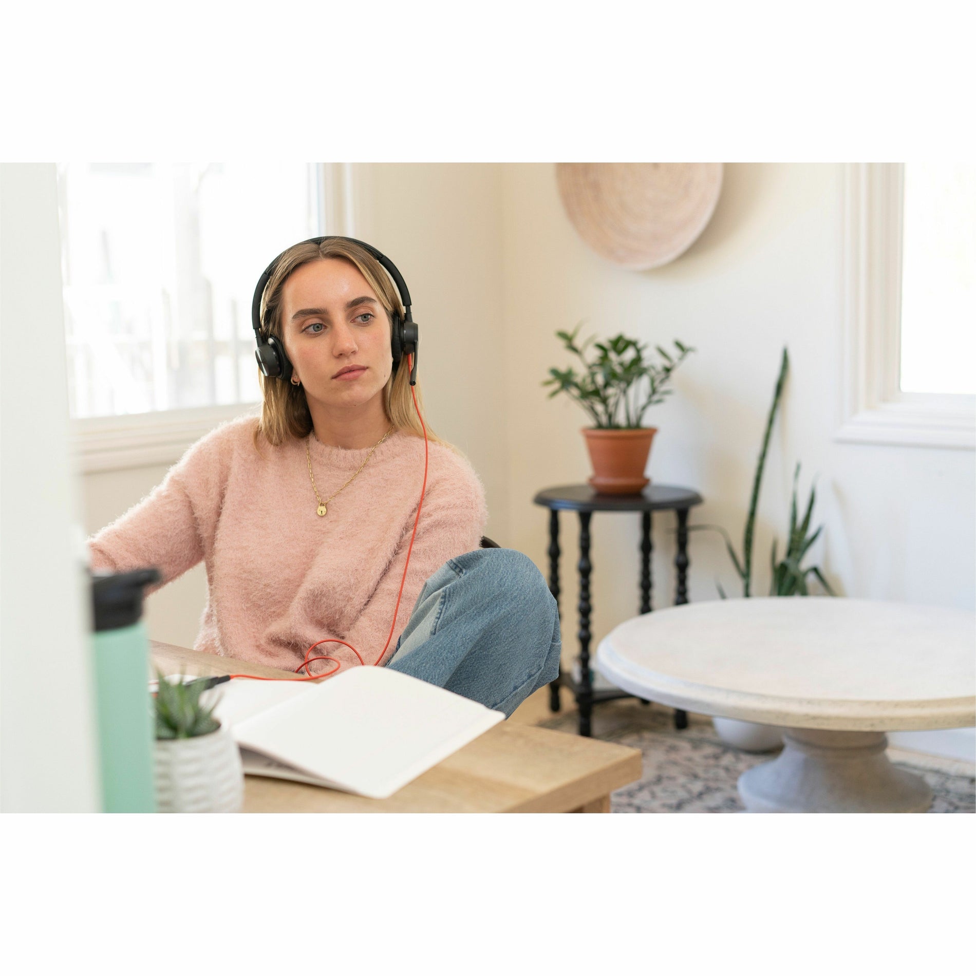 Poly 772K4AA Blackwire 8225 USB-C Headset, Binaural On-ear Over-the-head, Noise Cancelling, 2 Year Warranty [Discontinued]